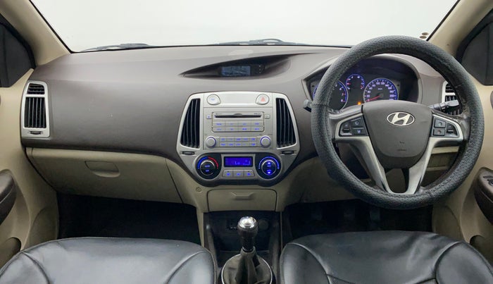 2011 Hyundai i20 SPORTZ (O) 1.2, Petrol, Manual, 1,00,212 km, Dashboard