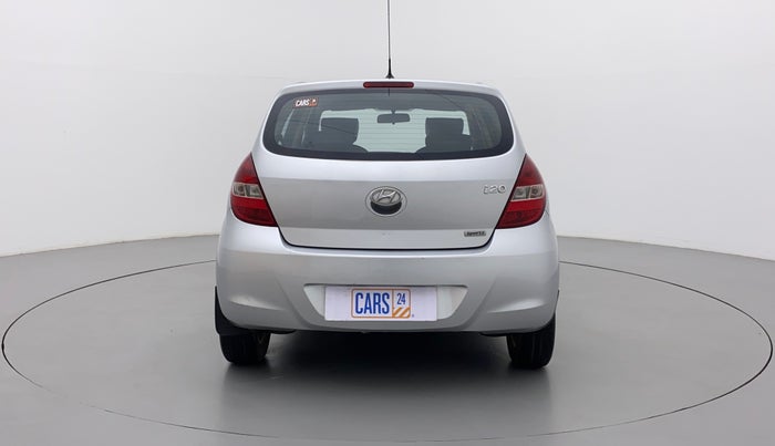 2011 Hyundai i20 SPORTZ (O) 1.2, Petrol, Manual, 1,00,212 km, Back/Rear