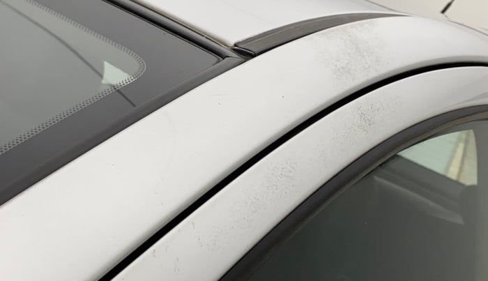 2011 Hyundai i20 SPORTZ (O) 1.2, Petrol, Manual, 1,00,212 km, Left A pillar - Paint is slightly faded