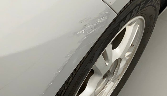 2011 Hyundai i20 SPORTZ (O) 1.2, Petrol, Manual, 1,00,212 km, Rear bumper - Paint is slightly damaged