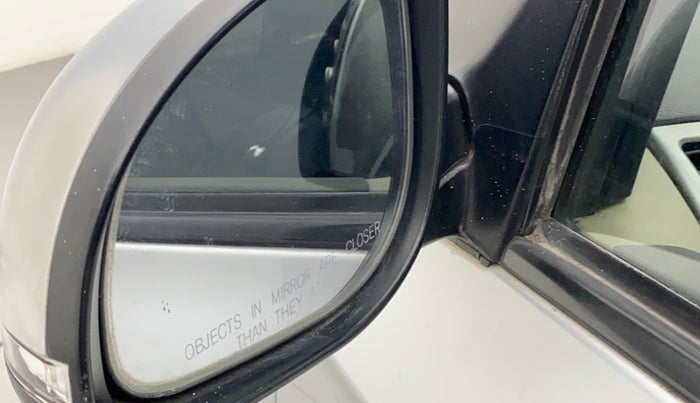 2011 Hyundai i20 SPORTZ (O) 1.2, Petrol, Manual, 1,00,212 km, Left rear-view mirror - Mirror motor not working