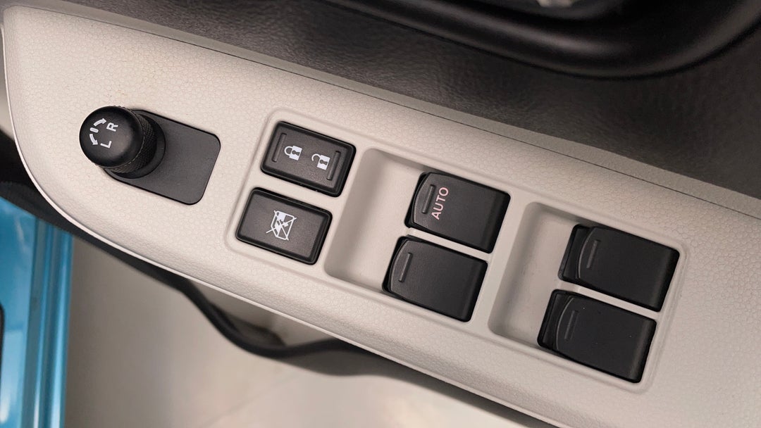 2018 Suzuki Ignis Gl, Manual, 75724 km, Drivers Side Door Panel Controls