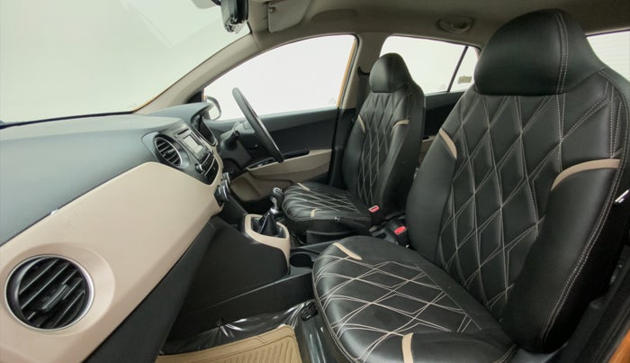 2015 Hyundai Grand i10 SPORTZ 1.1 CRDI, Diesel, Manual, 57,671 km, Right Side Front Door Cabin