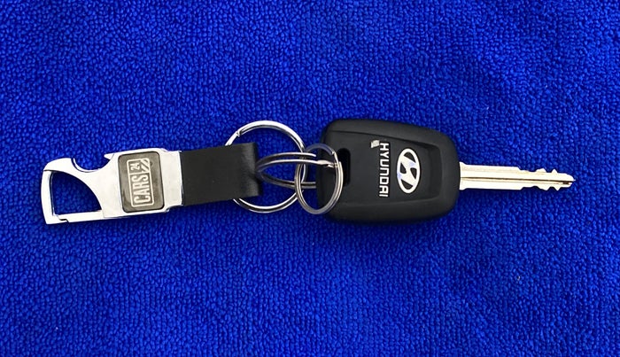2015 Hyundai Grand i10 SPORTZ 1.1 CRDI, Diesel, Manual, 57,671 km, Key Close Up