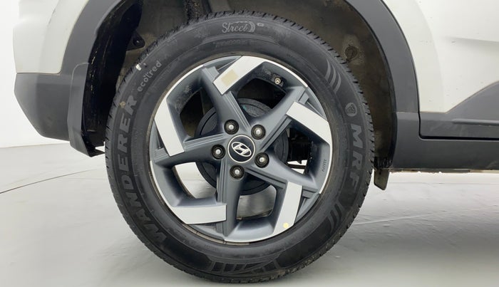 2020 Hyundai VENUE 1.0 turbo GDI IMT SX O, Petrol, Manual, 15,030 km, Right Rear Wheel