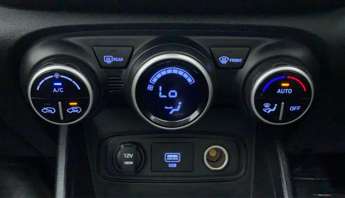 2020 Hyundai VENUE 1.0 turbo GDI IMT SX O, Petrol, Manual, 15,030 km, Automatic Climate Control