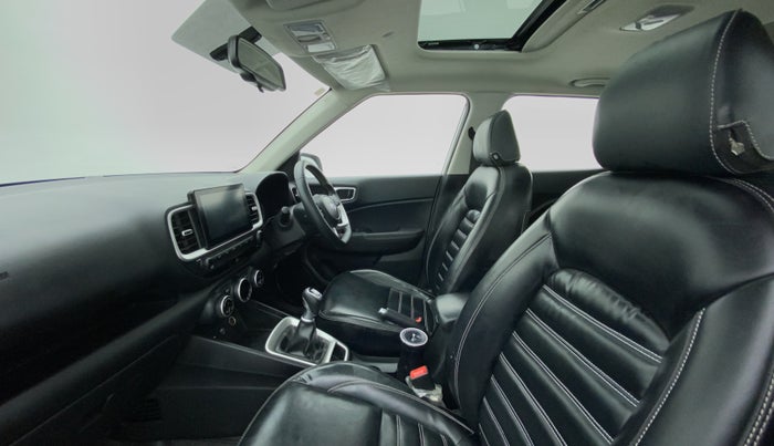2020 Hyundai VENUE 1.0 turbo GDI IMT SX O, Petrol, Manual, 15,030 km, Right Side Front Door Cabin