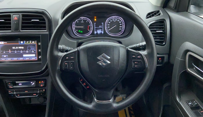 2017 Maruti Vitara Brezza ZDI PLUS, Diesel, Manual, 46,603 km, Steering Wheel Close-up