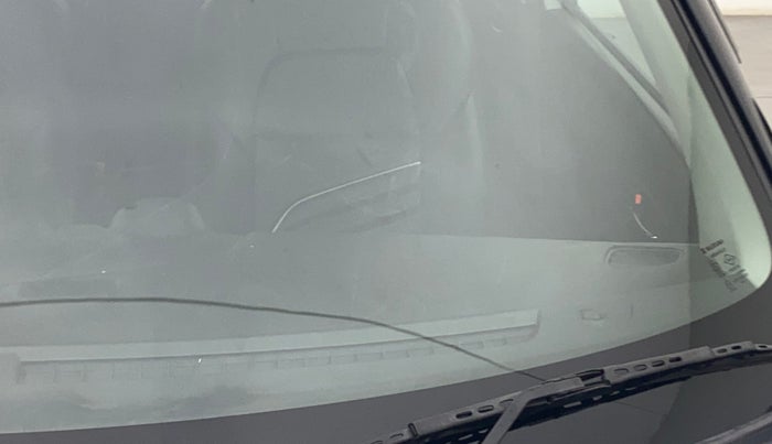 2021 Maruti Swift VXI, Petrol, Manual, 40,745 km, Front windshield - Minor spot on windshield