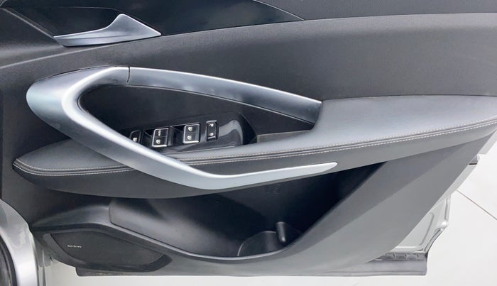 2019 MG HECTOR SHARP DCT PETROL, Petrol, Automatic, 41,877 km, Driver Side Door Panels Control