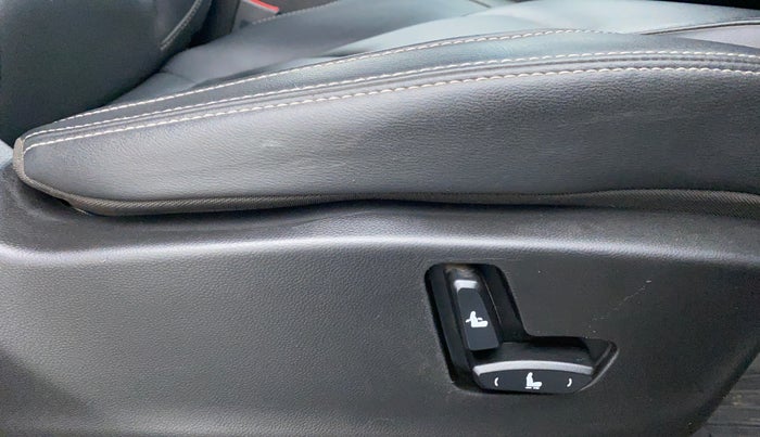 2019 MG HECTOR SHARP DCT PETROL, Petrol, Automatic, 41,877 km, Driver Side Adjustment Panel
