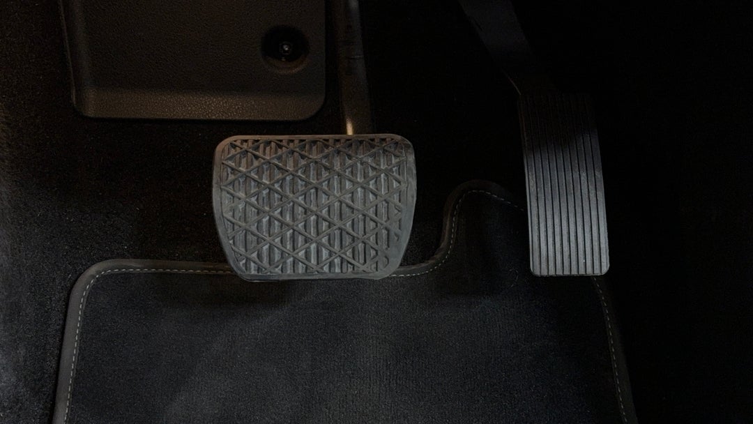 Pedals and Footmat