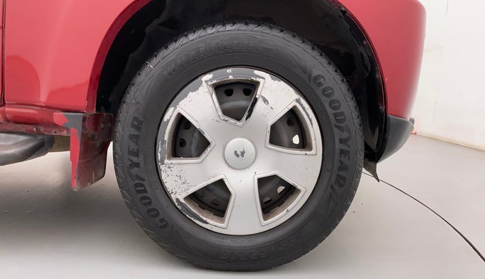 2018 Mahindra Scorpio S5, Diesel, Manual, 94,899 km, Right Front Wheel