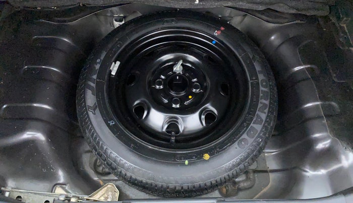 2016 Maruti Alto K10 VXI P, Petrol, Manual, 83,597 km, Spare Tyre