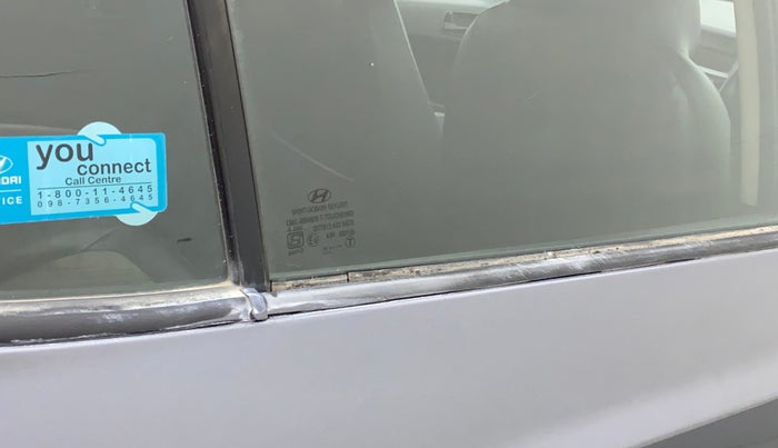 2018 Hyundai Grand i10 MAGNA 1.2 KAPPA VTVT, Petrol, Manual, 14,698 km, Driver-side door - Weather strip has minor damage