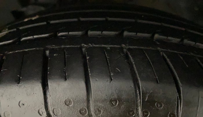 2022 Tata NEXON XM PETROL, Petrol, Manual, 19,177 km, Left Front Tyre Tread