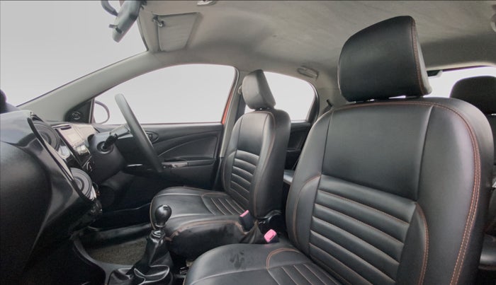 2015 Toyota Etios CROSS 1.4 GD, Diesel, Manual, 60,444 km, Right Side Front Door Cabin