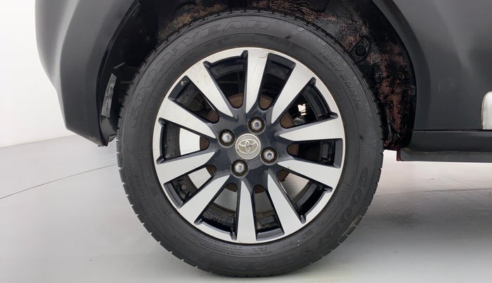 2015 Toyota Etios CROSS 1.4 GD, Diesel, Manual, 60,444 km, Right Rear Wheel