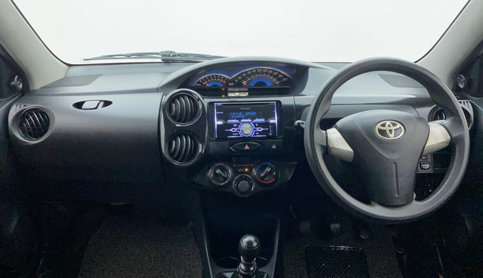 2015 Toyota Etios CROSS 1.4 GD, Diesel, Manual, 60,444 km, Dashboard