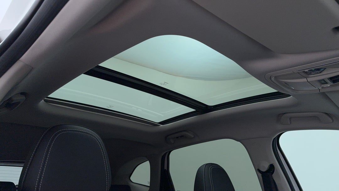Interior Sunroof/Moonroof