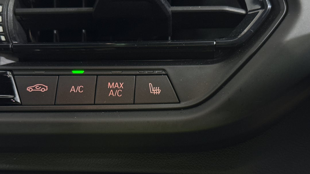 2021 BMW 1 18i M Sport, Automatic, 41761 km, Ventilated Seats