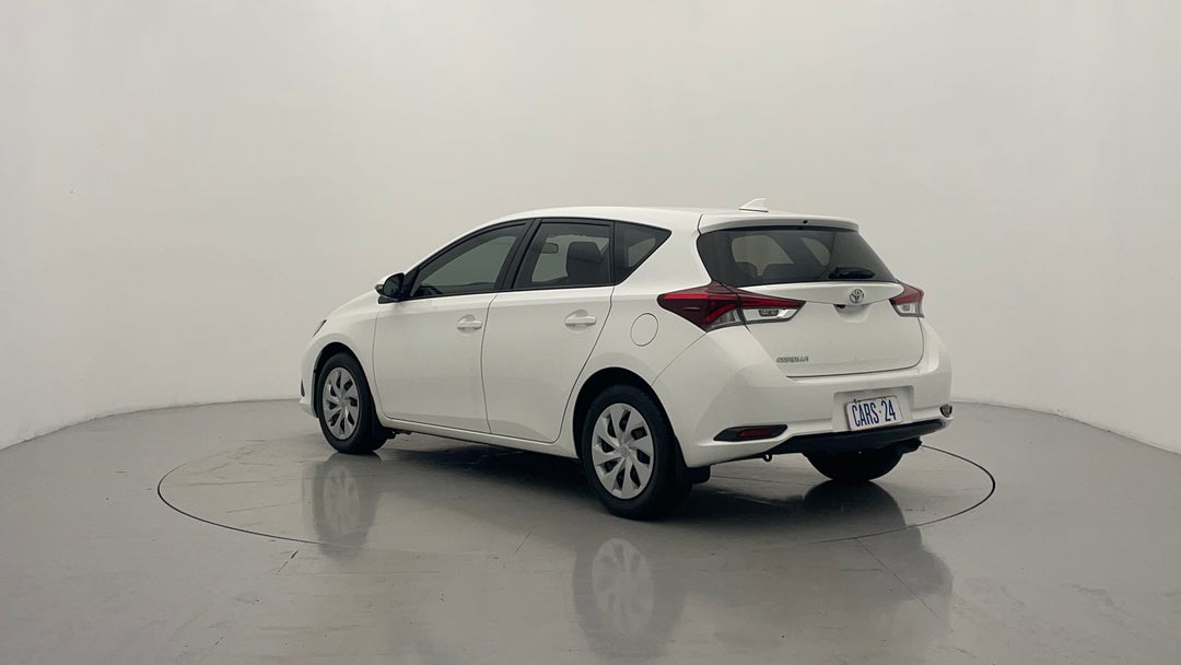 Left Back Diagonal (45- Degree) View