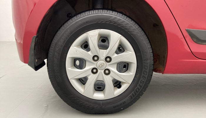 2016 Hyundai Elite i20 SPORTZ 1.2, Petrol, Manual, 67,715 km, Right Rear Wheel