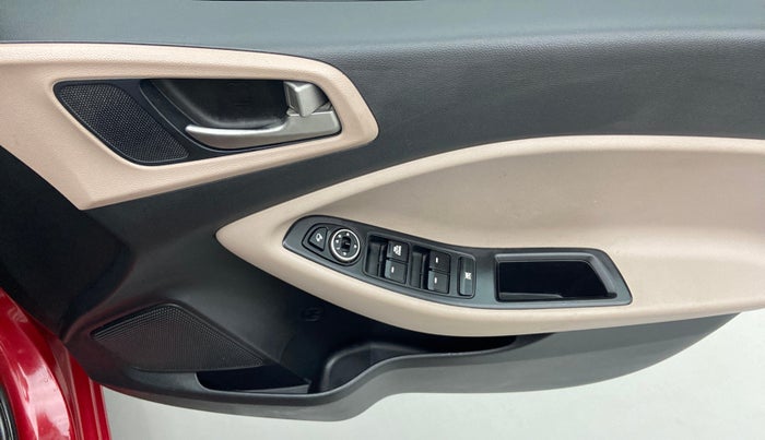 2016 Hyundai Elite i20 SPORTZ 1.2, Petrol, Manual, 67,715 km, Driver Side Door Panels Control