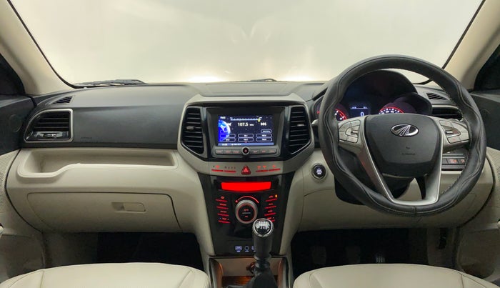 2019 Mahindra XUV300 W8(O) 1.2 PETROL DUAL TONE, Petrol, Manual, 15,646 km, Dashboard