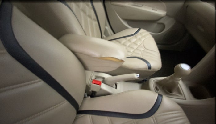 2016 Maruti Swift Dzire VXI, Petrol, Manual, 59,764 km, Driver seat - Armrest fabric torn