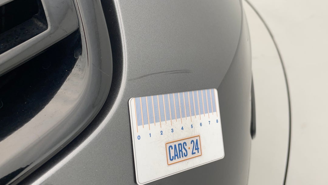 Bumper Front Scratch