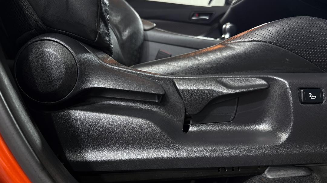 2019 Toyota C-HR Koba (2WD), Automatic, 12042 km, Drivers Side Adjustment Panel