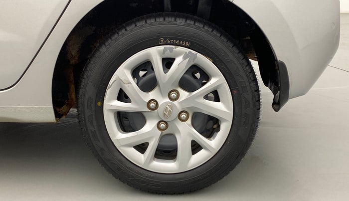 2017 Hyundai Grand i10 SPORTZ 1.2 KAPPA VTVT, Petrol, Manual, 39,786 km, Left Rear Wheel