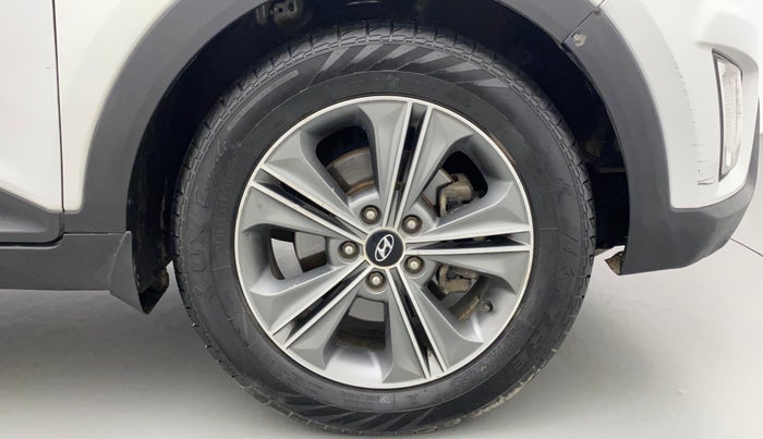2017 Hyundai Creta SX PLUS AT 1.6 DIESEL, Diesel, Automatic, 1,11,294 km, Right Front Wheel