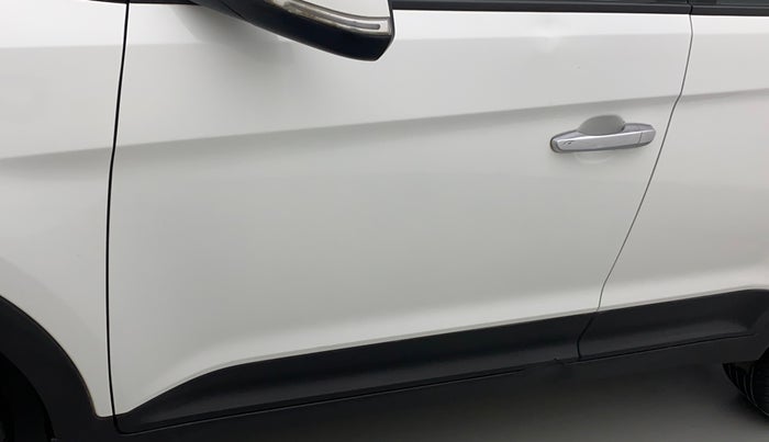 2017 Hyundai Creta SX PLUS AT 1.6 DIESEL, Diesel, Automatic, 1,11,294 km, Front passenger door - Slightly dented