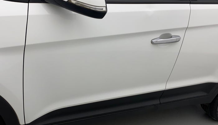 2017 Hyundai Creta SX PLUS AT 1.6 DIESEL, Diesel, Automatic, 1,11,294 km, Front passenger door - Minor scratches
