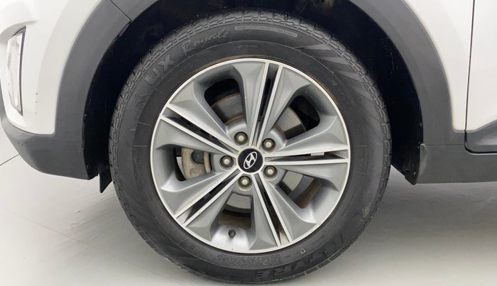 2017 Hyundai Creta SX PLUS AT 1.6 DIESEL, Diesel, Automatic, 1,11,294 km, Left Front Wheel