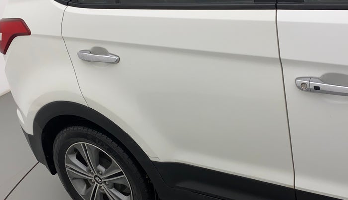 2017 Hyundai Creta SX PLUS AT 1.6 DIESEL, Diesel, Automatic, 1,11,294 km, Right rear door - Slightly rusted