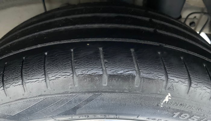 2015 Hyundai i20 Active 1.2 SX, Petrol, Manual, 32,533 km, Left Rear Tyre Tread