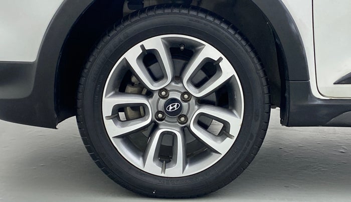 2015 Hyundai i20 Active 1.2 SX, Petrol, Manual, 32,533 km, Left Front Wheel