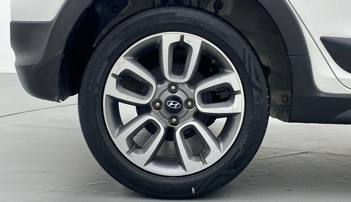 2015 Hyundai i20 Active 1.2 SX, Petrol, Manual, 32,533 km, Right Rear Wheel