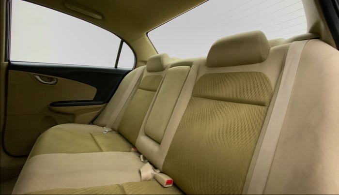 2015 Honda Amaze 1.2 VXMT I VTEC, Petrol, Manual, 28,377 km, Right Side Rear Door Cabin