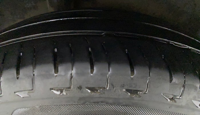 2015 Honda City VX CVT PETROL, Petrol, Automatic, 71,937 km, Right Front Tyre Tread