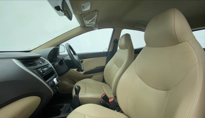 2017 Hyundai Eon ERA +, Petrol, Manual, 21,103 km, Right Side Front Door Cabin