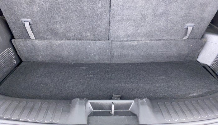 2020 MG HECTOR PLUS SHARP DCT, Petrol, Automatic, 42,696 km, Boot Inside