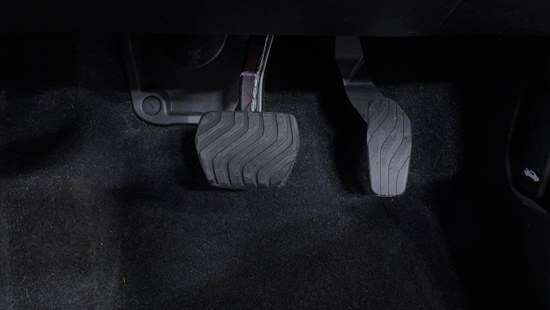 Pedals and Footmat