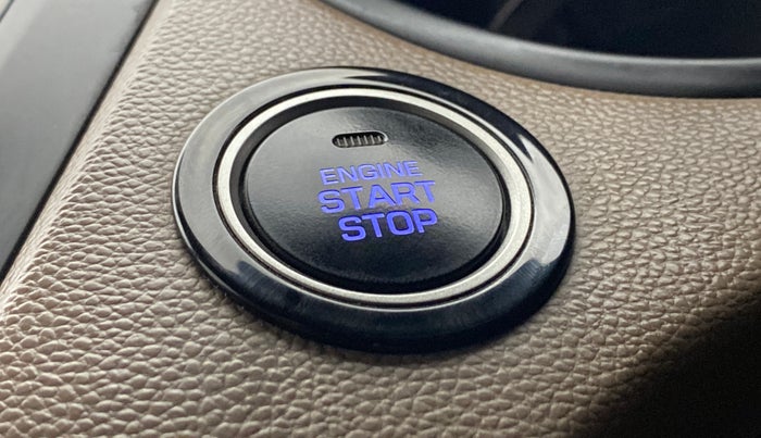 2017 Hyundai Elite i20 ASTA 1.2 (O), Petrol, Manual, 37,666 km, Keyless Start/ Stop Button