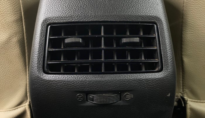 2017 Hyundai Elite i20 ASTA 1.2 (O), Petrol, Manual, 37,666 km, Rear AC Vents