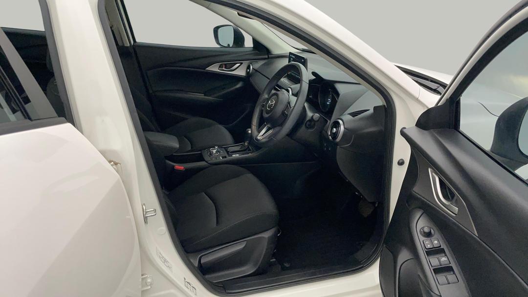 2022 Mazda CX-3 Maxx Sport (FWD), Automatic, 21671 km, Right Side Front Door Cabin View