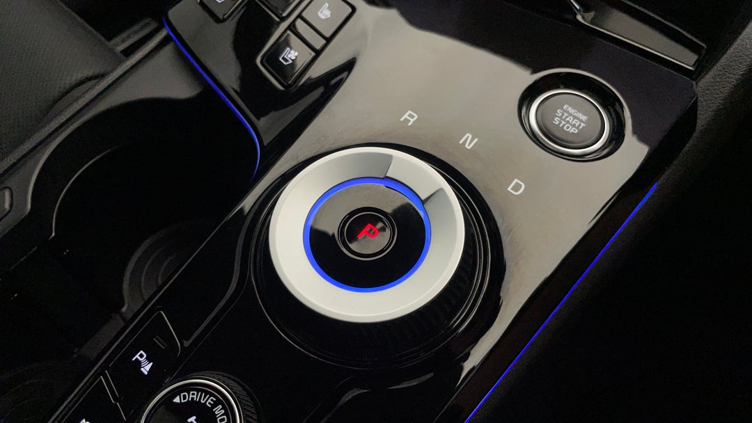 2024 Kia Sportage Gt-line (awd), Automatic, 28531 km, Gear Lever 